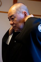 佐藤美幸 写真展「紋を受け継ぐ十一代目 豊竹若太夫」より。（撮影：佐藤美幸）