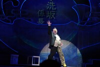 「うねり～踊らない二人～」より。