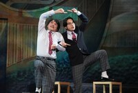 「うねり～踊らない二人～」より。