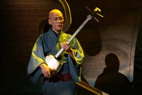 「うねり～踊らない二人～」より。