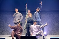 Homecoming Party「START」より。（撮影：大塚浩史 / ダブルスクイーズ）