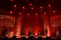 Homecoming Party「START」より。（撮影：大塚浩史 / ダブルスクイーズ）