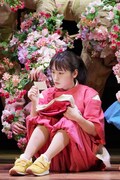 「舞台『千と千尋の神隠しSpirited Away』」より、川栄李奈演じる千尋。