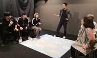 製作委員会 第14回公演「すべてイーロンのせい～オフぱこ募集のその先へ～」より。