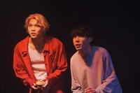 セビロデクンフーズ「石田、ゴーゴーヘブン！」より。（撮影：中村元彦）