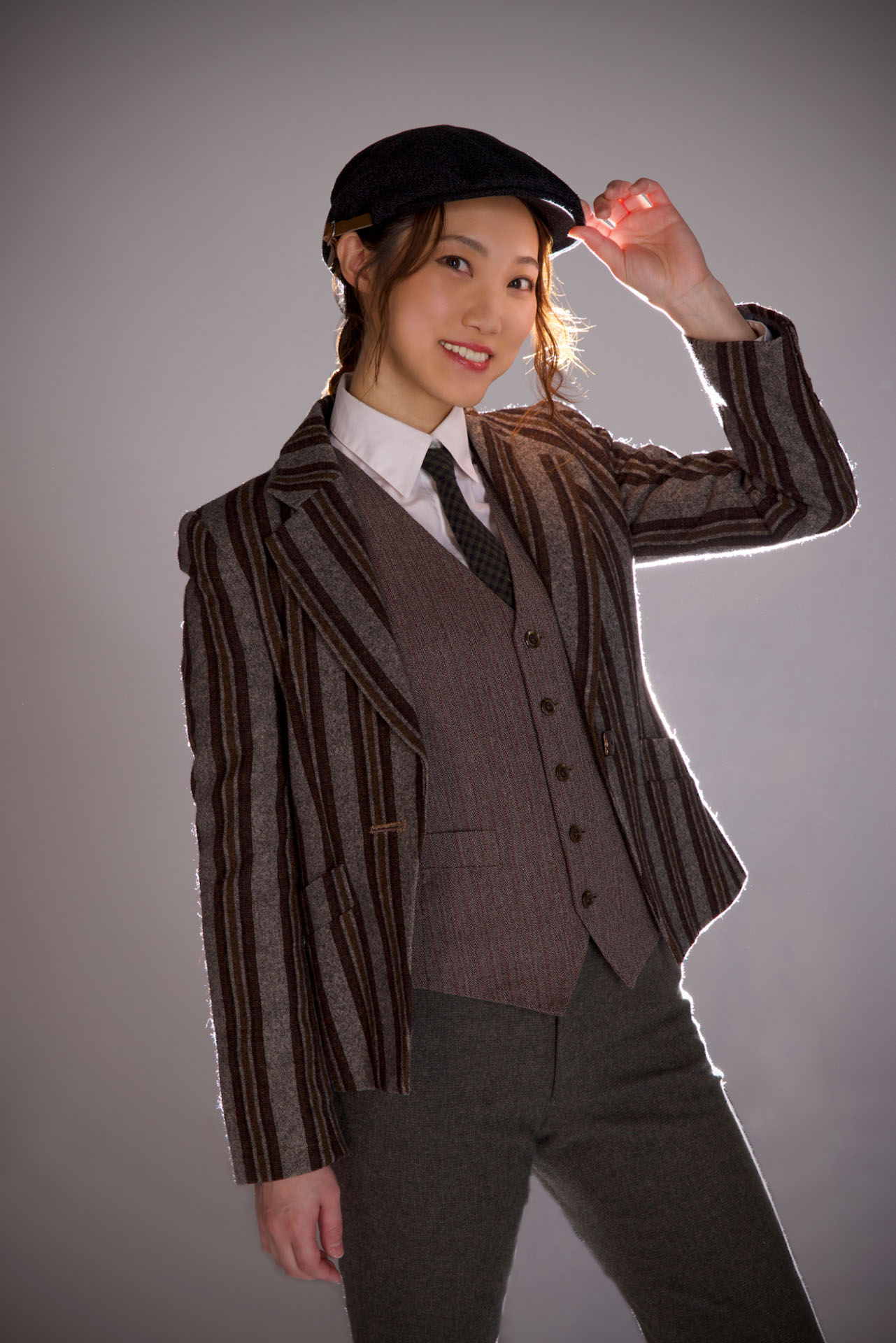 大川永扮する鳥口里美。