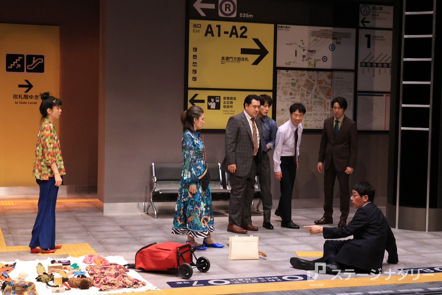 シス・カンパニー公演「カラカラ天気と五人の紳士」より。（撮影：宮川舞子）