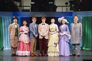 林翔太・室龍太ら出演のミュージカル「チャーリーはどこだ！」上演中