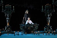 劇団四季 ミュージカル「オペラ座の怪人」より。（撮影：阿部章仁）