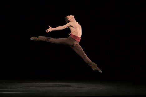 吉山シャールルイ(c)鹿摩隆司