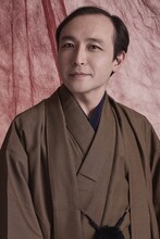 熊野善啓のキャストビジュアル。