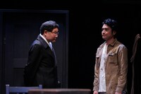 日本の劇団「第十七捕虜収容所」より。