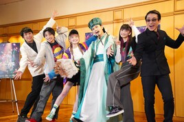 藤田玲らの“アゲアゲ”ステージ開幕！舞台「パリピ孔明」は「クラブに遊びに来た感覚に」