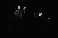 水中めがね∞のパフォーマンスの様子。（撮影：大洞博靖）