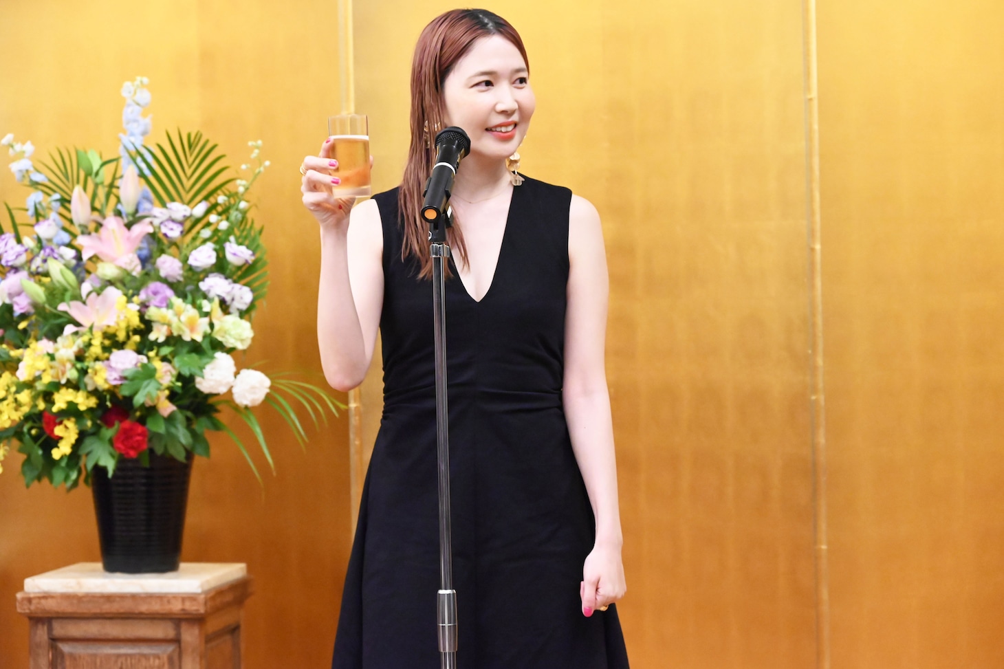 市原佐都子