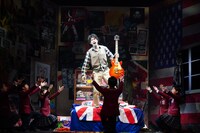 柿澤勇人が出演した「スクールオブロック」より。（撮影：田中亜紀 / 提供：ホリプロ）