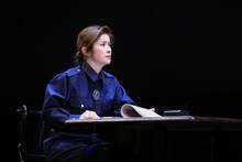 宮澤エマが出演した「オデッサ」より。（撮影：田中亜紀 / 提供：ホリプロ）