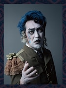 さひがしジュンペイのビジュアル。