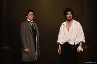 彩の国さいたま芸術劇場開館30周年記念 彩の国シェイクスピア・シリーズ2nd Vol.1「ハムレット」より。（撮影：宮川舞子）