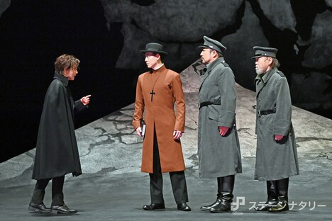 PARCO PRODUCE 2024「ハムレットQ1」より。