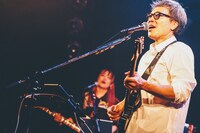 「TEAM NACS Solo Project 5D2 -FIVE DIMENSIONS II- The silence of Takuma Otoo『This is Who I am』」より。（撮影：西槇太一）