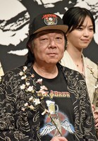 古田新太（前列）