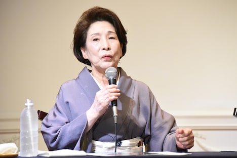 波乃久里子