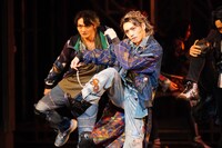ミュージカル「ロミオ＆ジュリエット」岡宮来夢、奥田いろはら出演回より。（撮影：渡部孝弘、田中亜紀）