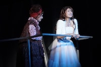 ミュージカル「ロミオ＆ジュリエット」岡宮来夢、奥田いろはら出演回より。（撮影：渡部孝弘、田中亜紀）