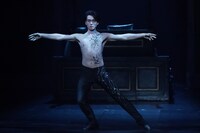 ミュージカル「ロミオ＆ジュリエット」岡宮来夢、奥田いろはら出演回より。（撮影：渡部孝弘、田中亜紀）