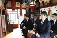 「六月博多座大歌舞伎」夜の部「東海道四谷怪談」の舞台安全成功祈願より、尾上右近。(c)博多座