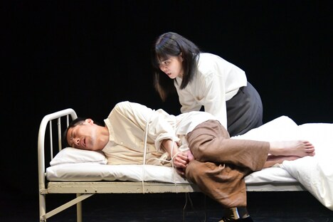 9PROJECT vol.20「象」より。（撮影：為広麻里）