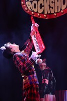 「なめ猫ロックショー！」より。（撮影：立川賢一、高瀬弥生）