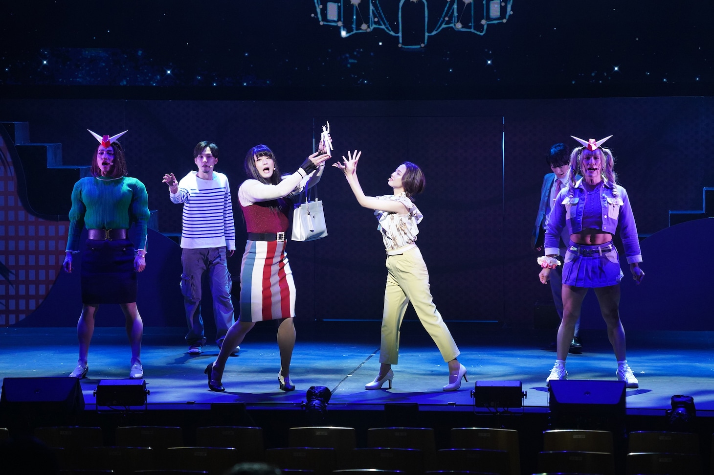 「女の友情と筋肉 THE MUSICAL -幸せの上腕二頭筋-」より。