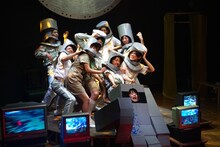 南極ゴジラ「南極ゴジラの地底探検」より。(c)おまつ（松下）