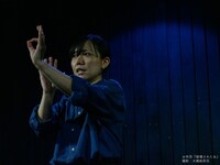 「お布団『破壊された女』」より。