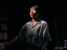 「お布団『破壊された女』」より。