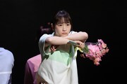「舞台『千と千尋の神隠しSpirited Away』」より、川栄李奈演じる千尋。