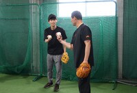 「舞台『野球』飛行機雲のホームラン ～Homerun of Contrail」公開練習の様子。