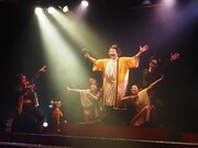 突劇金魚プロデュース GoldFishTheatre 第5回公演「GFT版 贋作・桜の森の満開の下」より。