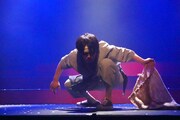 突劇金魚プロデュース GoldFishTheatre 第5回公演「GFT版 贋作・桜の森の満開の下」より。