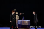「三人芝居『怪物の息子たち』」より。