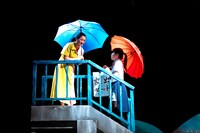 兵庫県立ピッコロ劇団 第79回公演「あしあとのおと、ものがたり」より。