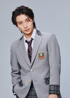 阿部顕嵐のビジュアル。