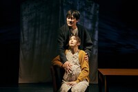 鈴木アツト演出「3℃の飯より君が好き」より。（撮影：菅原康太）