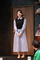 劇団扉座 第77回公演「ハロウィンの夜に咲いた桜の樹の下で」より。