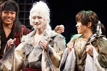 左から木村優良、川崎星輝、青木滉平。