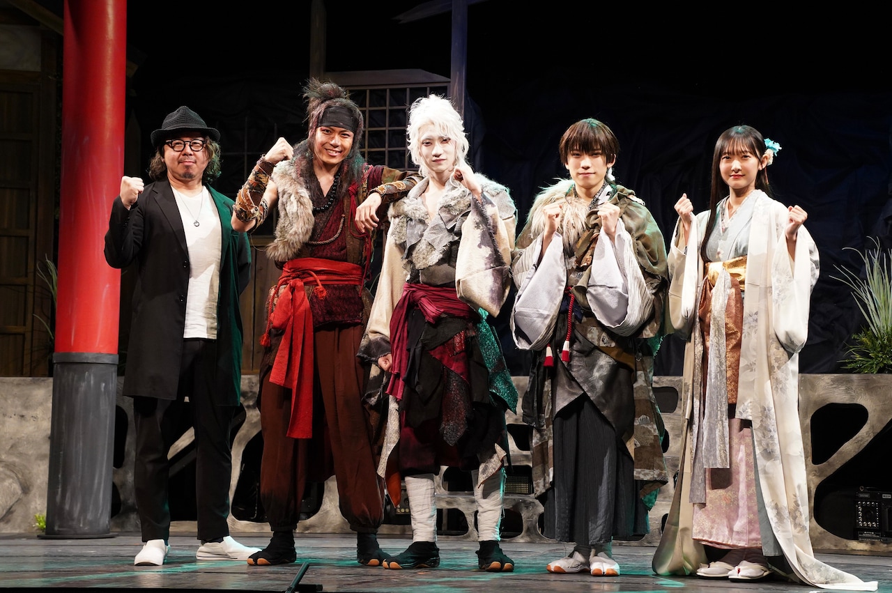 左から松多壱岱、木村優良、川崎星輝、青木滉平、あわつまい。