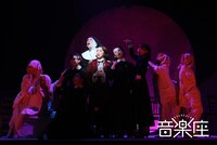 「音楽座ミュージカル『SUNDAY（サンデイ）』」より。(c)ヒューマンデザイン（撮影：二階堂健）