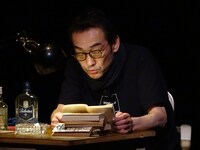 「第23回 太宰を聴く～太宰治朗読会～」より、吹越満。